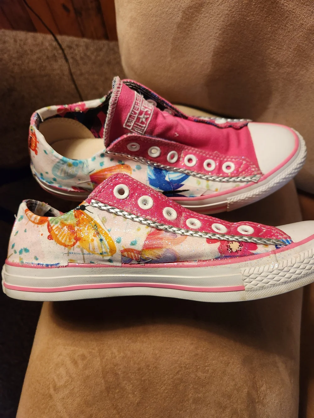 Converse Women’s Pink Floral Slip-On Canvas Sneakers - Picture 3 of 5
